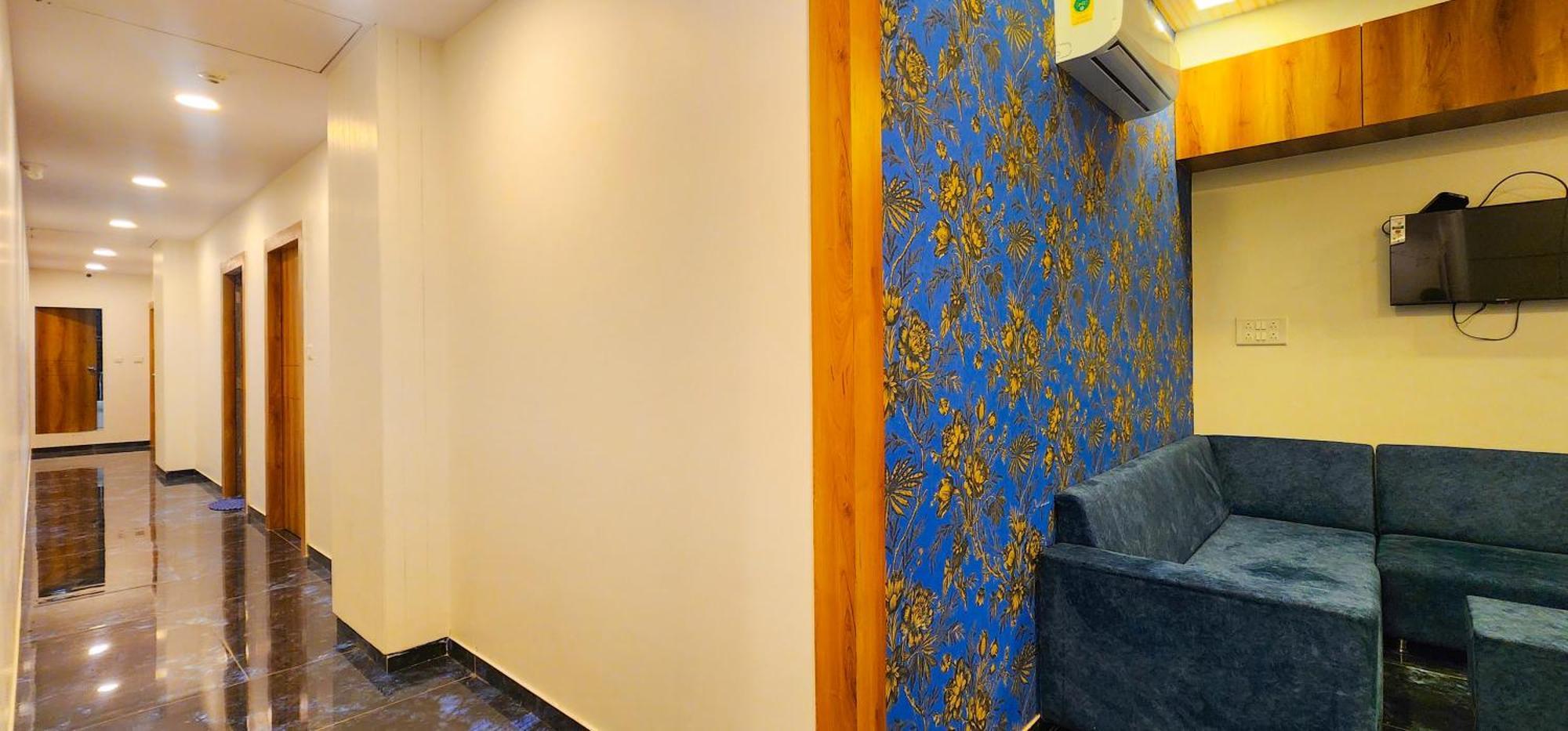 Nova Blue 3* Ahmedabad